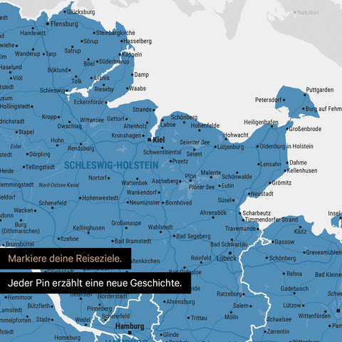 Detail einer Deutschland-Karte als Poster in Blau mit Pins in Schleswig-Holstein