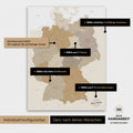 Übersicht über die vielfältigen Konfigurationsmöglichkeiten einer magnetischen Deutschland-Karte als Magnetboard in Multicolor Beige, von der Auswahl des Aufhänge-Systems über Farben bis zum Detailgrad