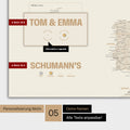 Magnetische Europa-Karte in einem modernen Design in Gold als Magnetboard mit Personalisierung als Logo mit einer Weltkugel