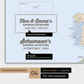 Europakarte als Magnet-Poster in Multicolor Atlas mit Personalisierung als Logo mit Familiennamen und Legende