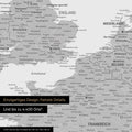 Moderne Europa Landkarte in der Farbe Hellgrau als Poster mit einem Ausschnitt von Italien, Kroatien und Griechenland