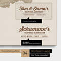 Pinnwand Leinwand einer Schweiz-Karte in Desert Sand (Beige) mit Personalisierung als Logo mit Familiennamen