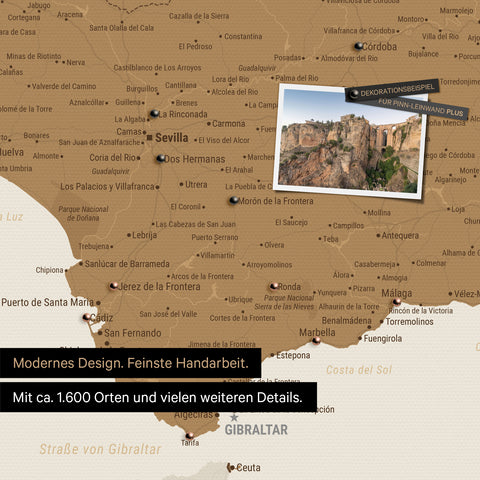 Spanien- & Portugal Landkarte in Bronze als Leinwand zum Pinnen zeigt einen Ausschnitt der Costa del Sol mit vielen Details wie Nationalparks, Flüssen und zahlreichen kleinen Orten und Städten, die mit Pins markiert sind