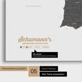 Spanien- & Portugal-Karte als Leinwand in Light Gray mit Personalisierung als Logo mit Familiennamen und Legende für Orte, die man bereits besucht hat und noch besuchen möchte