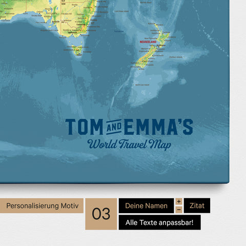 Personalizzazione di una Mappa per puntine topografica del mondo Multicolor Topo con un logo in stile vintage, in cui è possibile modificare i nomi e la sottotitolo "World Travel Map"