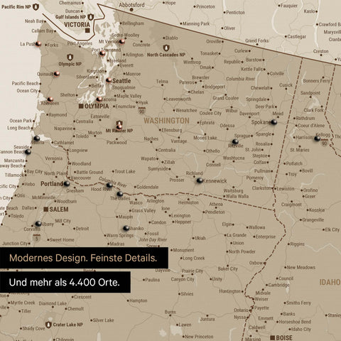 Ausschnitt einer USA Amerika Karte als Pinn-Leinwand in Beige zeigt Reiseziele und Highlights in Washington, Oregon und Idaho