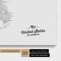 Pinnwand Leinwand einer USA Amerika Karte in Multicolor Grau mit eingedrucktem Logo „United States"