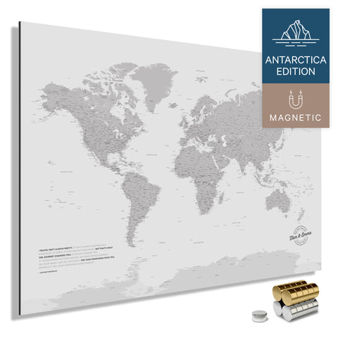 Magnetische Weltkarte ANTARCTICA mit Antarktis als massives Magnetboard in der Farbe Coolgray, in einem modernen, minimalistischem Design zum Pinnen und Markieren von Reisezielen mit Magneten