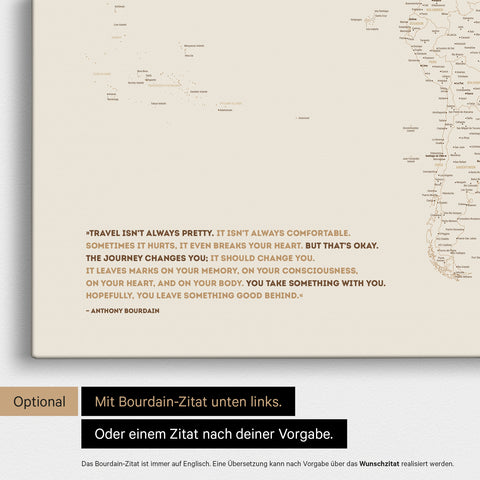 Weltkarte FINELINE in Bronze mit eingedrucktem Zitat von Anthony Bourdain, das gegen ein beliebiges anderes Zitat ersetzt werden kann