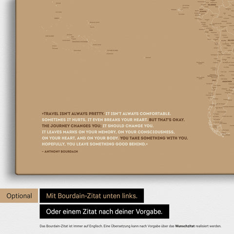 Weltkarte FINELINE in Treasure Gold mit eingedrucktem Zitat von Anthony Bourdain, das gegen ein beliebiges anderes Zitat ersetzt werden kann