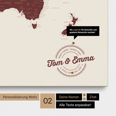 Mappa del mondo personalizzata come Mappa per puntine su tela in rosso bordeaux con nomi stampati e una legenda per segnare i luoghi visitati