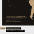 Mappa del mondo a colori Sonar Black (nero-oro) con citazione stampata di Anthony Bourdain, che può essere sostituita con qualsiasi altra citazione durante la personalizzazione